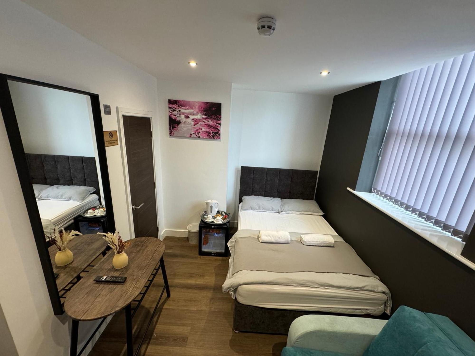 Southgate Luxury Apartments Elland Exterior foto
