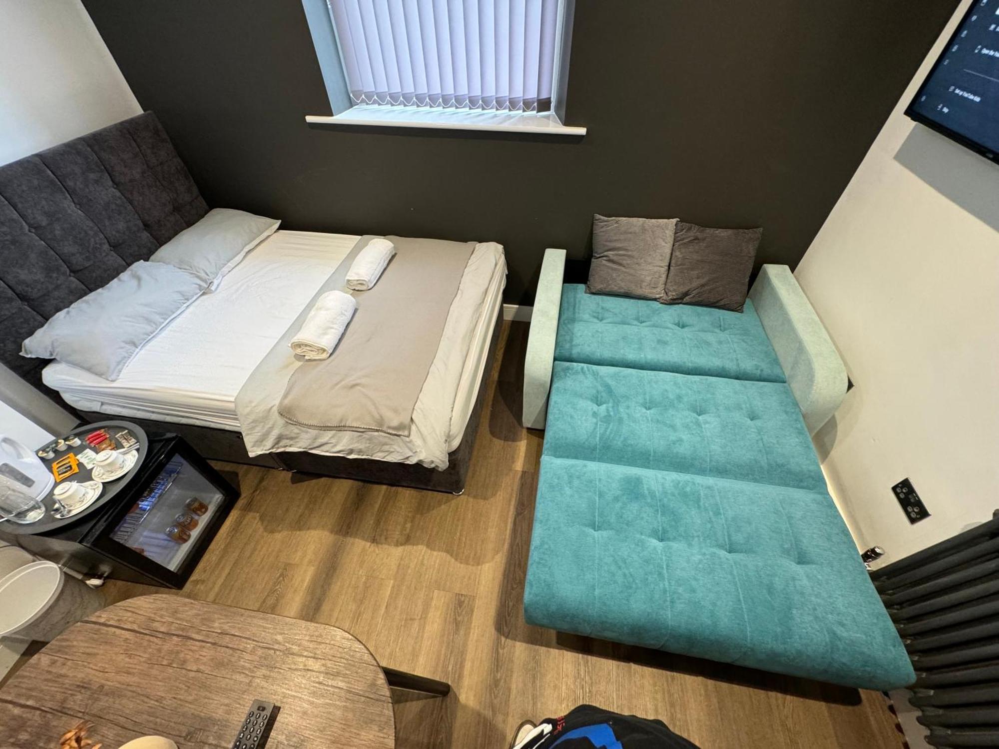 Southgate Luxury Apartments Elland Exterior foto